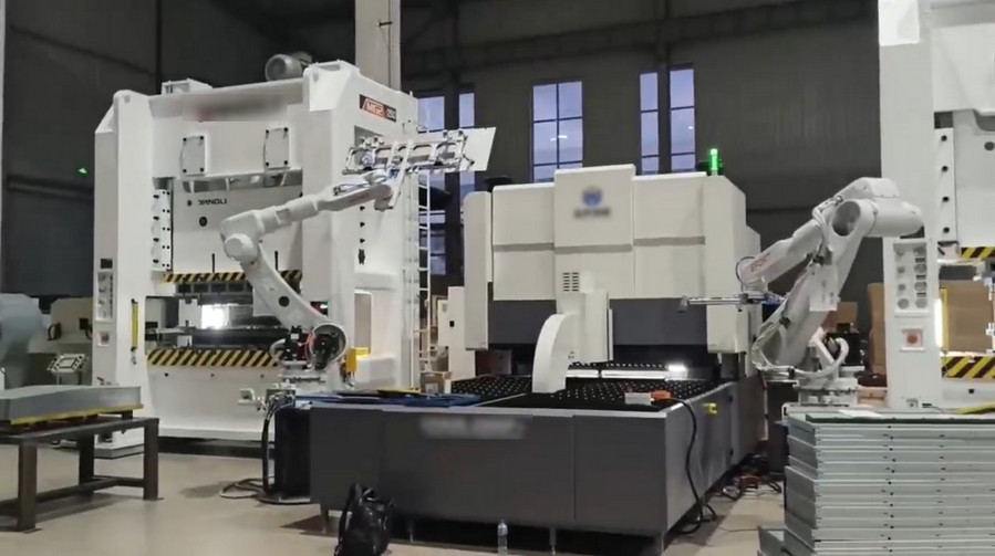 沖床、折彎機機器人上下料